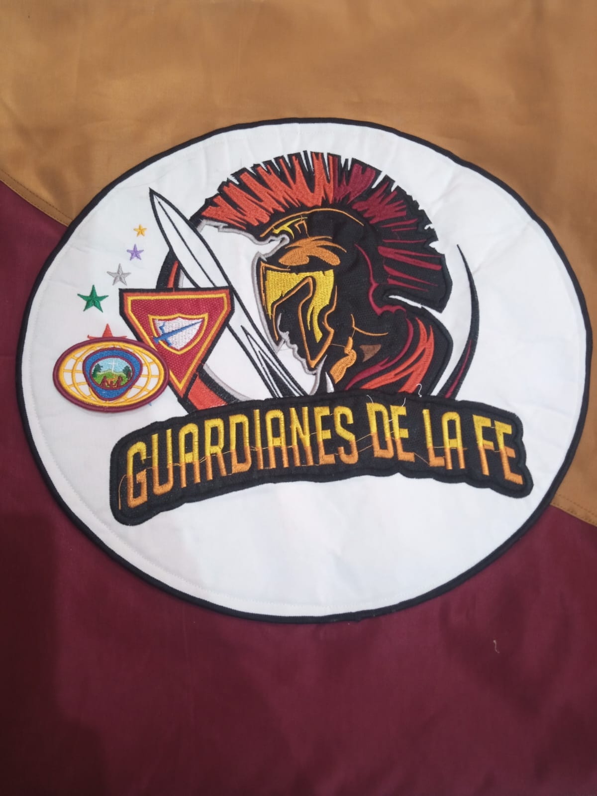 GUARDIANES DE LA FE